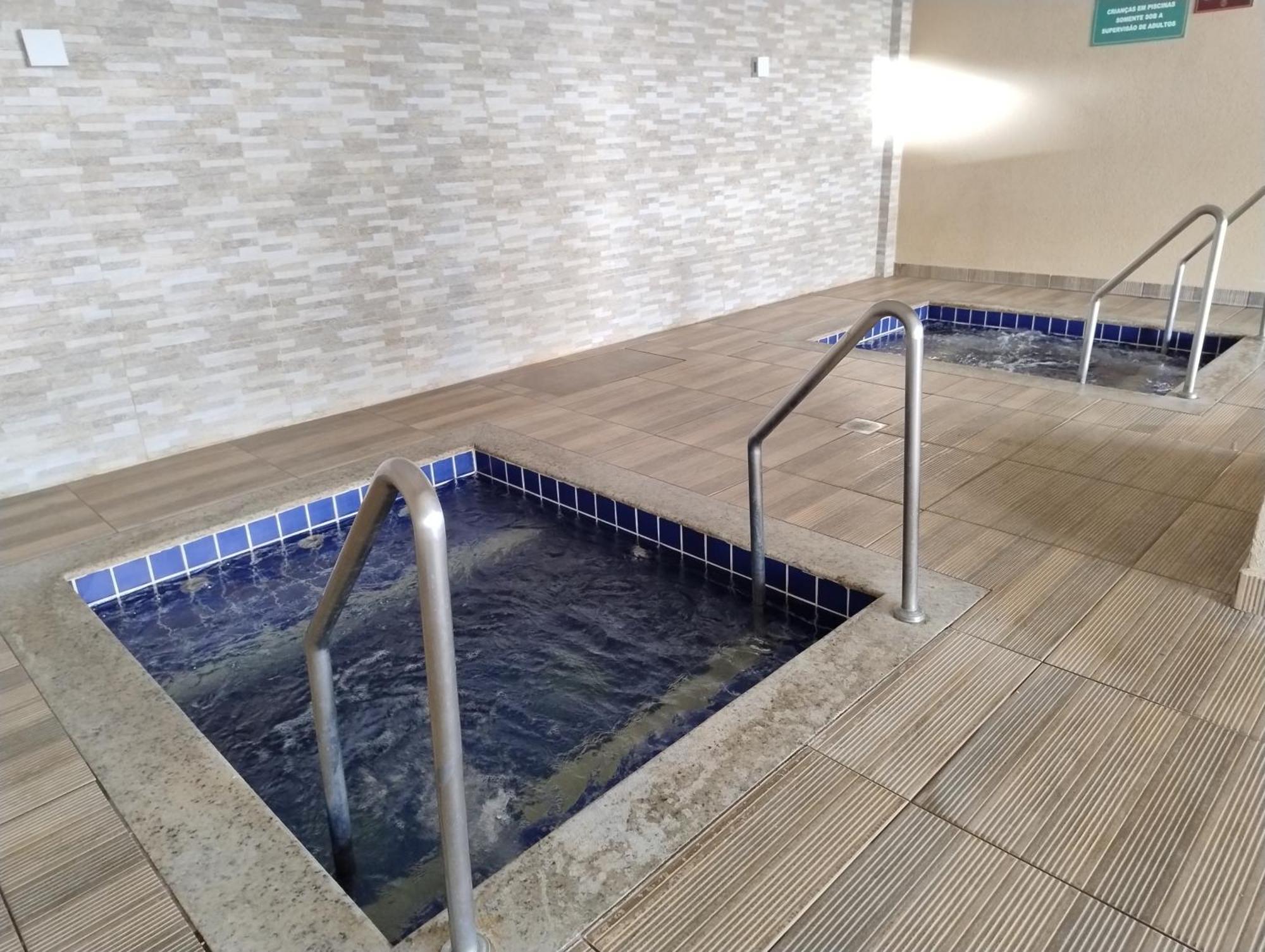 Casa Da Madeira Caldas Novas - Achei Ferias - Com Roupa De Cama מראה חיצוני תמונה